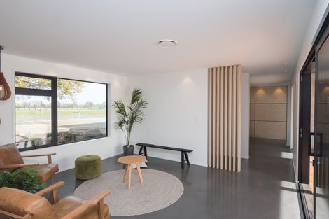 Photo of property in 33 Seachange Drive, Leamington, Cambridge, 3432