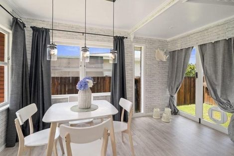 Photo of property in 37 Martin Street, Utuhina, Rotorua, 3015