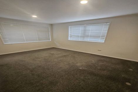 Photo of property in 357 Triangle Road, Henderson, Auckland, 0610