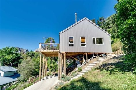 Photo of property in 18 Lucknow Terrace, Hospital Hill, Napier, 4110