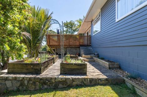 Photo of property in 137 Brooklands Road, Brooklands, New Plymouth, 4310