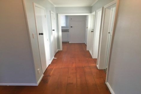 Photo of property in 11 Dowding Street, Melville, Hamilton, 3206