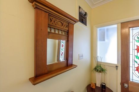 Photo of property in 5 Lonsdale Crescent, Rongotai, Wellington, 6022