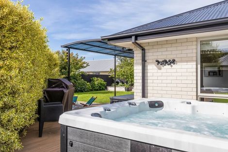 Photo of property in 3 Tuka Road, Pegasus, 7612