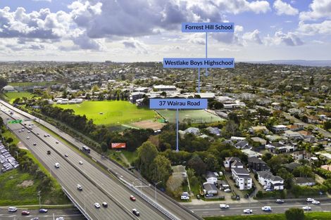 Photo of property in 37 Wairau Road, Forrest Hill, Auckland, 0627