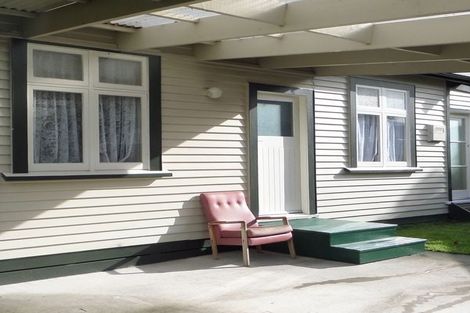 Photo of property in 6 Bethune Street, Featherston, 5710