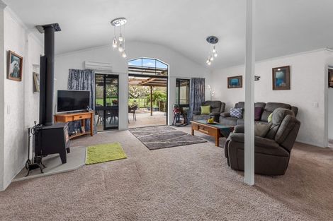 Photo of property in 386 Otaika Valley Road, Otaika, Whangarei, 0170