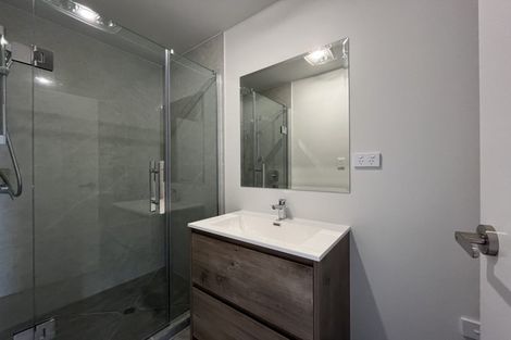 Photo of property in 5 Paetai Lane, Te Atatu Peninsula, 0610