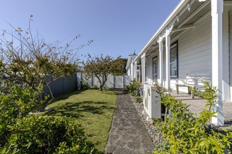 Photo of property in 14 Mouatt Street, Waitara, 4320