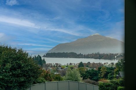 Photo of property in 15 Faulks Terrace, Wanaka, 9305
