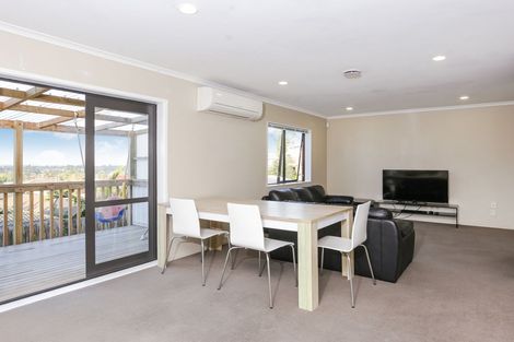 Photo of property in 20 Exotic Place, Massey, Auckland, 0614