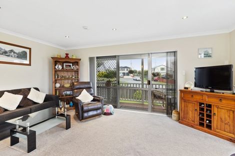 Photo of property in 20 Clipper Street, Titahi Bay, Porirua, 5022