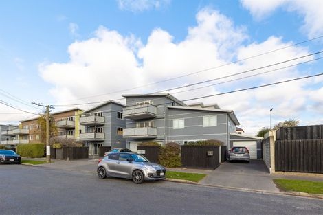 Photo of property in 3/8 Hutcheson Street, Sydenham, Christchurch, 8023