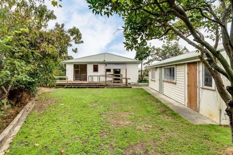 Photo of property in 3 Shackleton Street, Maraenui, Napier, 4110