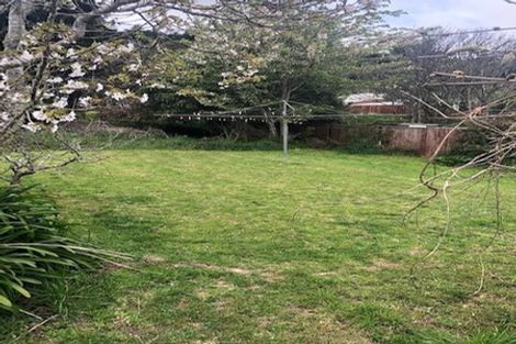 Photo of property in 21 Peel Place, Wainuiomata, Lower Hutt, 5014