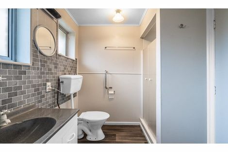 Photo of property in 66 Renfrew Street, Waikiwi, Invercargill, 9810