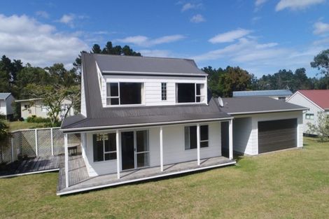 Photo of property in 116 Rimu Place, Matarangi, Whitianga, 3592