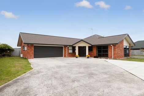 Photo of property in 5 Nevada Way, Kelvin Grove, Palmerston North, 4414