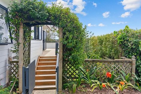 Photo of property in 42b Redwing Street, Browns Bay, Auckland, 0630