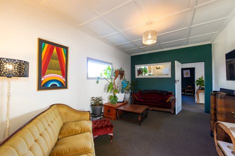 Photo of property in 63 Ferry Road, Clive, 4102