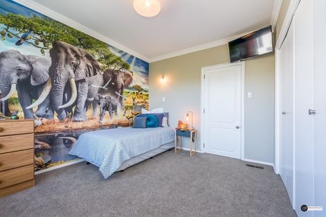 Photo of property in 118a Woburn Road, Woburn, Lower Hutt, 5010