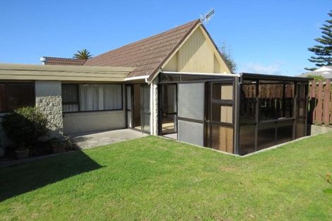 Photo of property in 25a Toru Road, Paraparaumu Beach, Paraparaumu, 5032