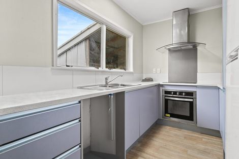 Photo of property in 17 Oxford Road, Manurewa, Auckland, 2102