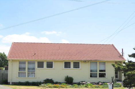 Photo of property in 7 Betty Place, Aranui, Christchurch, 8061