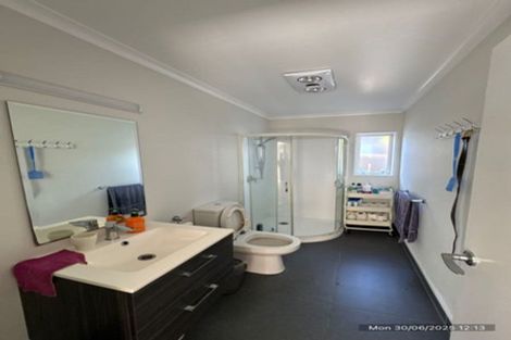 Photo of property in 13 Karetai Crescent, Favona, Auckland, 2024