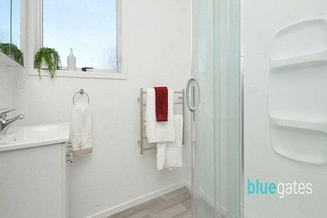 Photo of property in 152 Mahia Road, Wattle Downs, Auckland, 2103