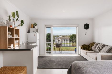 Photo of property in 57 Omega Place, Coastlands, Whakatane, 3120