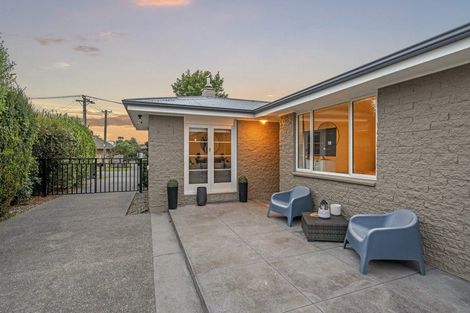 Photo of property in 18 Glencoe Street, Burnside, Christchurch, 8053