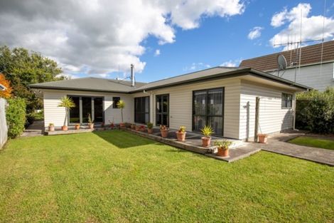 Photo of property in 54 Hayward Road, Ngatea, 3503