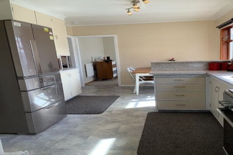 Photo of property in 35 Dover Road, Wainuiomata, Lower Hutt, 5014