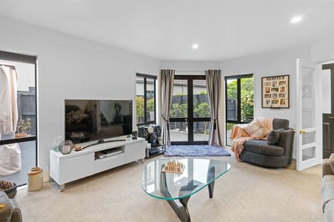 Photo of property in 2 Calverton Place, Halswell, Christchurch, 8025