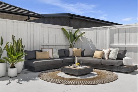 Photo of property in 4 Lorata Close, Papamoa Beach, Papamoa, 3118