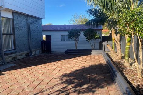 Photo of property in 45b Kurnell Drive, Botany Downs, Auckland, 2010