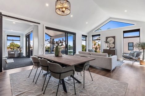 Photo of property in 286 Oceanbeach Road, Mount Maunganui, 3116