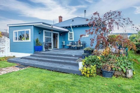 Photo of property in 12 Parsonage Road, Waimate, 7924