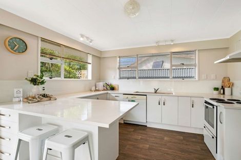 Photo of property in 4 Sandstrom Grove, Feilding, 4702