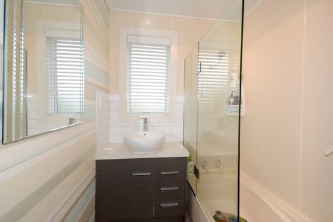 Photo of property in 23 Warwick Street, Balaclava, Dunedin, 9011