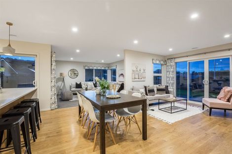 Photo of property in 7 Leadline Place, Whitby, Porirua, 5024