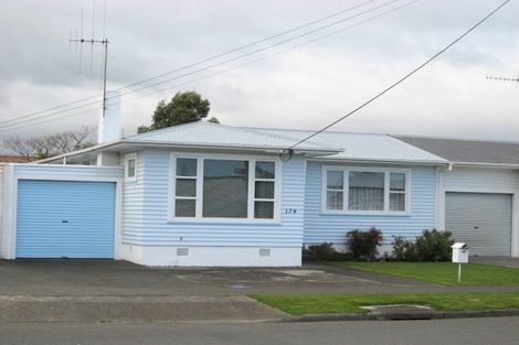 Photo of property in 174 Cambridge Street, Levin, 5510