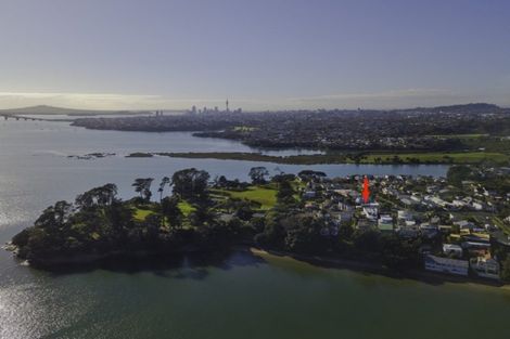 Photo of property in 491 Point Chevalier Road, Point Chevalier, Auckland, 1022