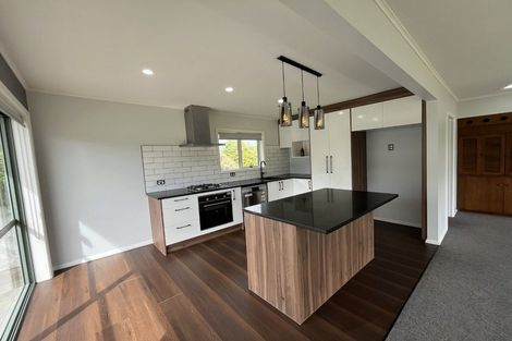 Photo of property in 1 Kingsway Crescent, Forest Lake, Hamilton, 3200