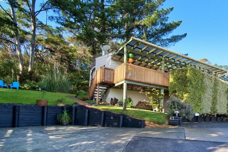 Photo of property in 43 Adam Sunde Place, Glen Eden, Auckland, 0602