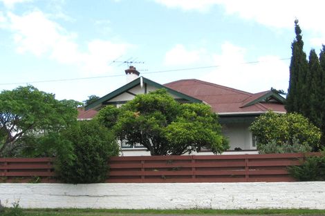 Photo of property in 18 Haverstock Road, Sandringham, Auckland, 1025