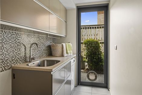 Photo of property in 37a Mcdougall Avenue, St Albans, Christchurch, 8014