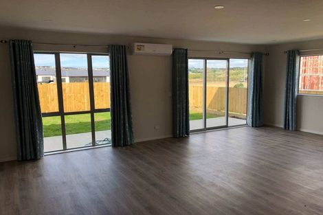Photo of property in 5 Quarters Lane, Beachlands, Auckland, 2018