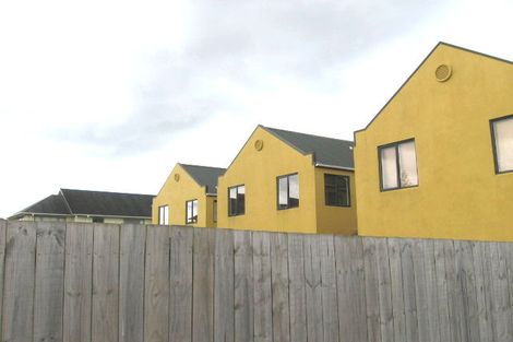 Photo of property in 17 Blumhardt Place, Avondale, Auckland, 1026